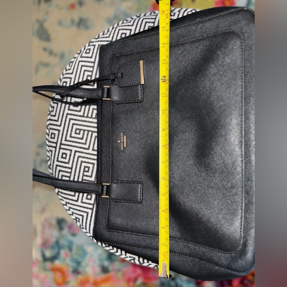 Kate Spade New York Cameron Street Zooey Tote in black saffiano leather - Picture 8 of 10